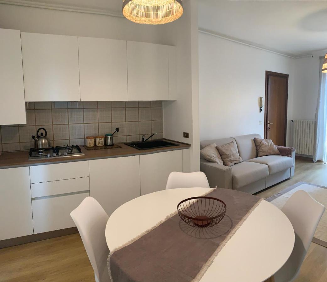 Clo Apartment Toscolano Maderno Eksteriør billede